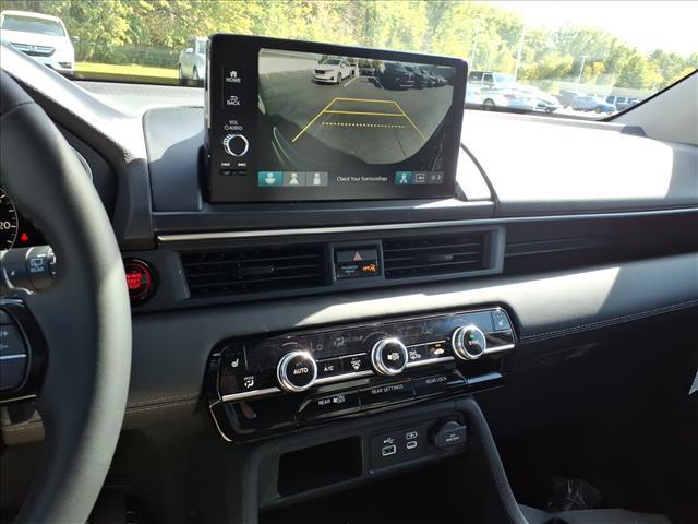 new 2025 Honda Pilot car, priced at $51,095