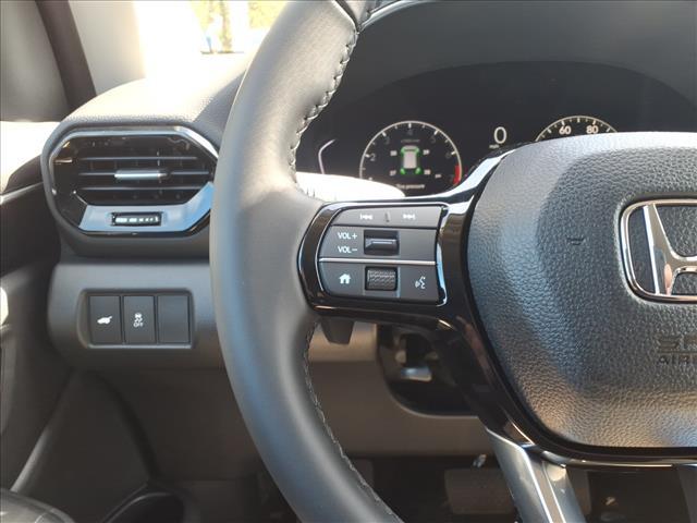 new 2025 Honda Pilot car, priced at $51,095