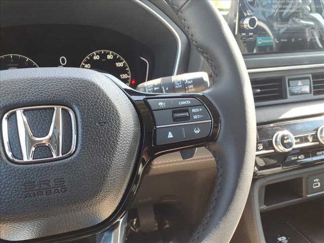 new 2025 Honda Pilot car, priced at $51,095