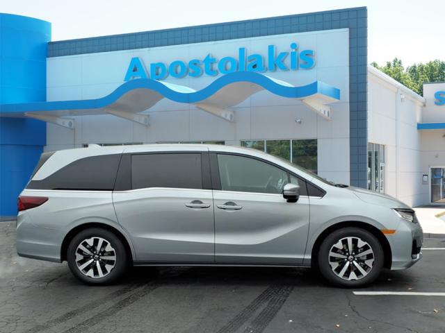 new 2026 Honda Odyssey car, priced at $44,290