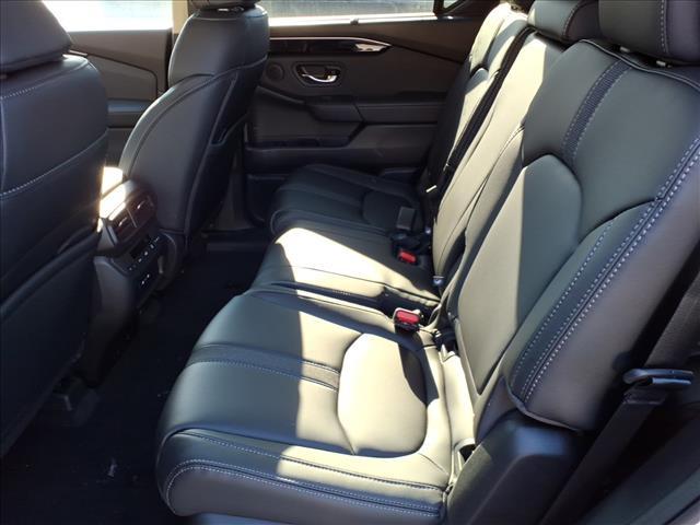 new 2025 Honda Pilot car, priced at $47,550