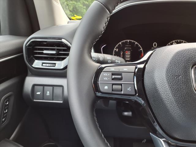 new 2025 Honda Pilot car, priced at $47,780