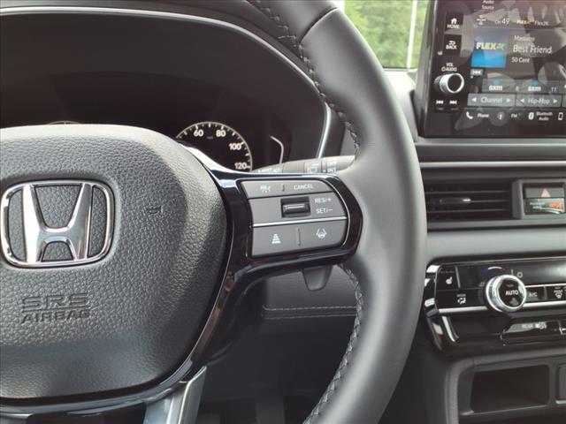 new 2025 Honda Pilot car, priced at $47,780