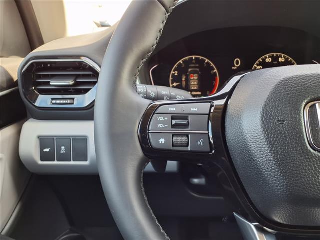new 2025 Honda Pilot car, priced at $47,050