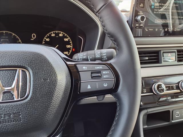 new 2025 Honda Pilot car, priced at $47,050