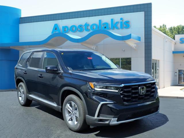 new 2025 Honda Pilot car, priced at $47,095