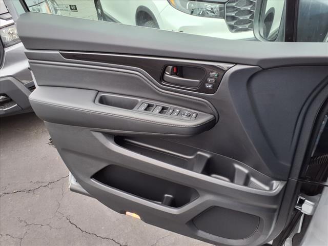 new 2025 Honda Odyssey car, priced at $48,005