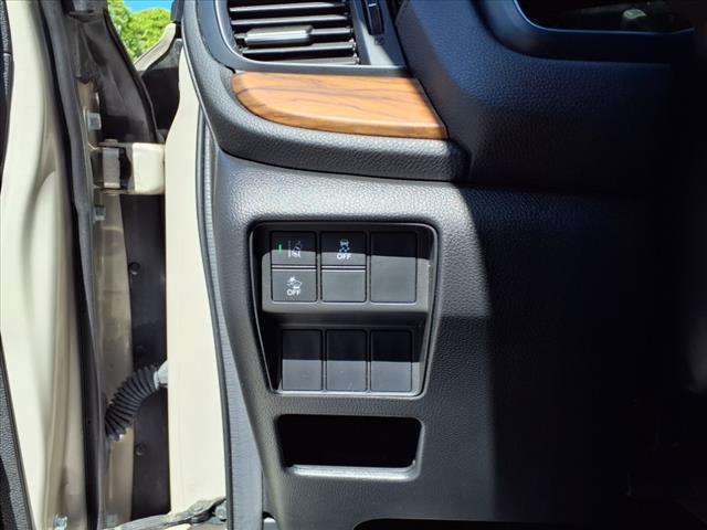 used 2019 Honda CR-V car, priced at $22,000