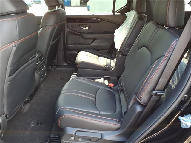 new 2025 Honda Pilot car, priced at $50,850