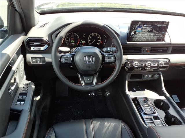 new 2025 Honda Pilot car, priced at $50,850