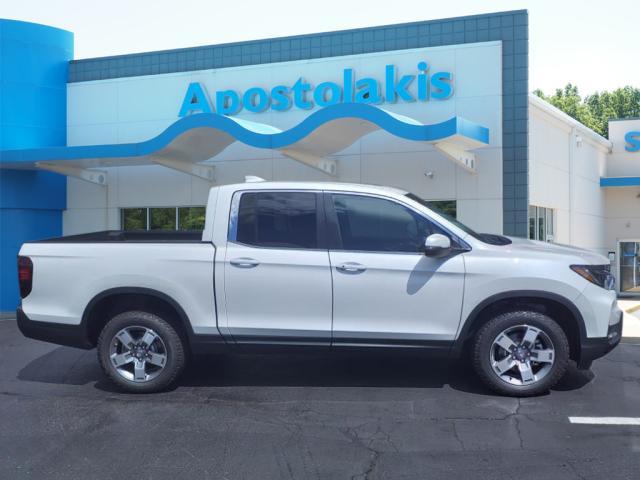 new 2024 Honda Ridgeline car, priced at $44,655