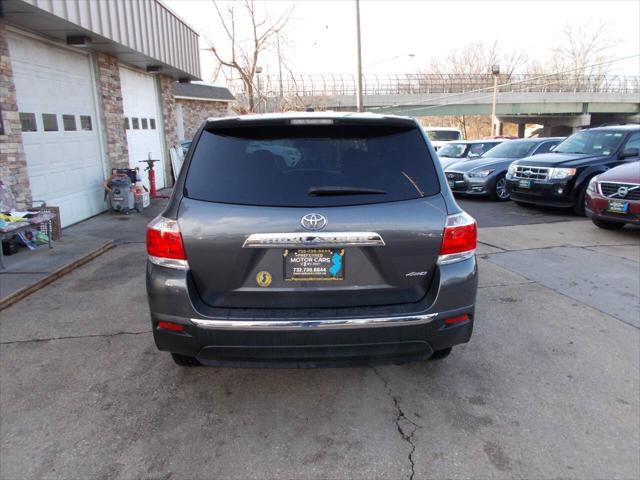 used 2012 Toyota Highlander car, priced at $9,495