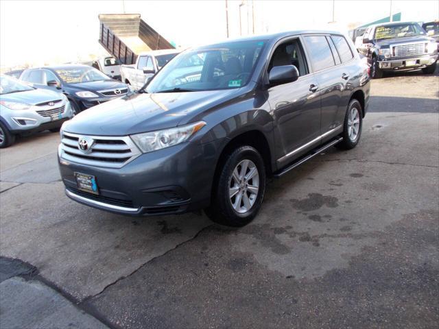 used 2012 Toyota Highlander car, priced at $9,495