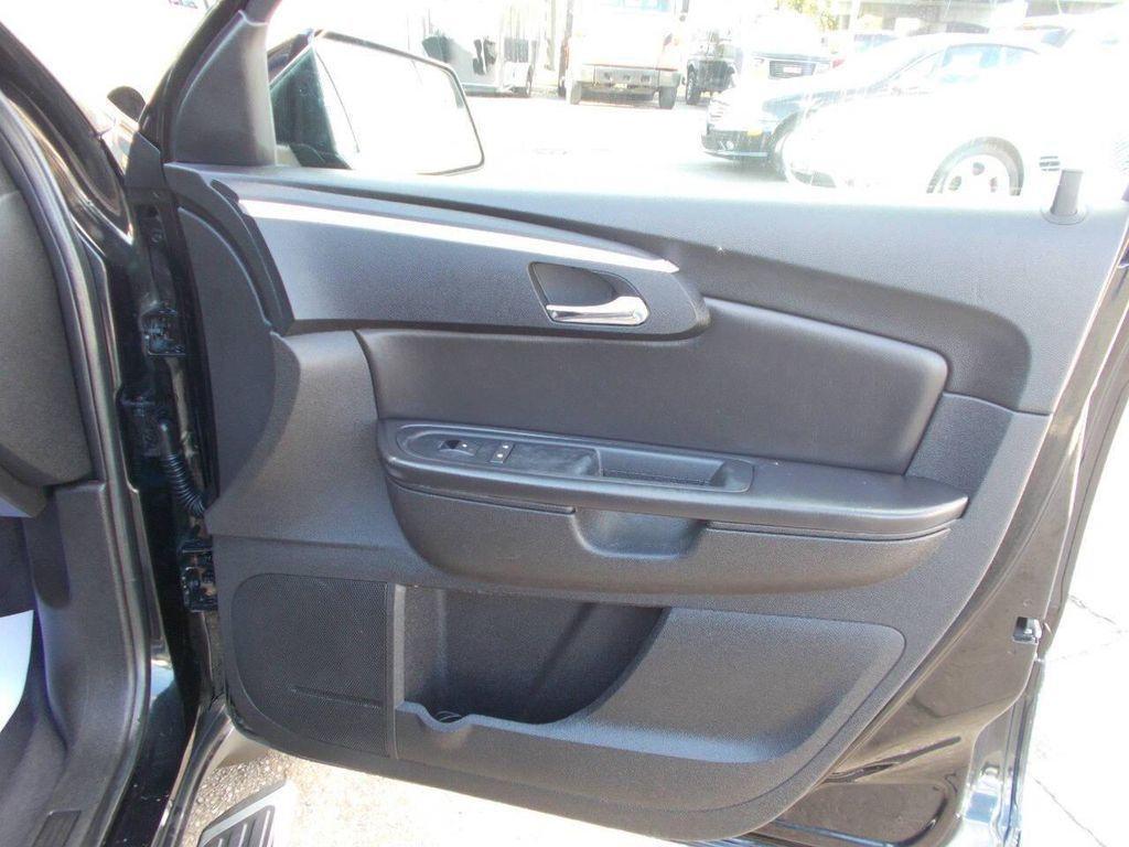 used 2011 Chevrolet Traverse car, priced at $6,995