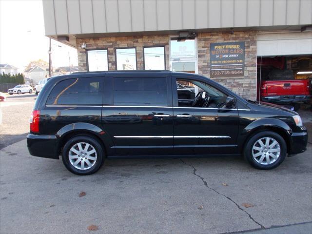 used 2015 Chrysler Town & Country car, priced at $9,995