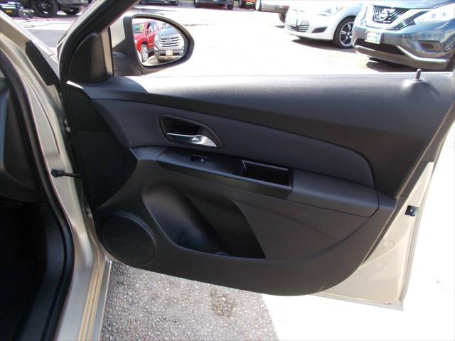 used 2014 Chevrolet Cruze car, priced at $6,995