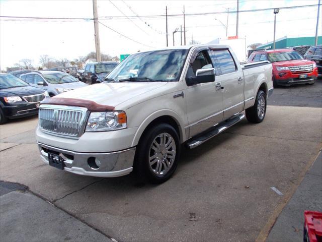 used 2007 Lincoln Mark LT car, priced at $8,995