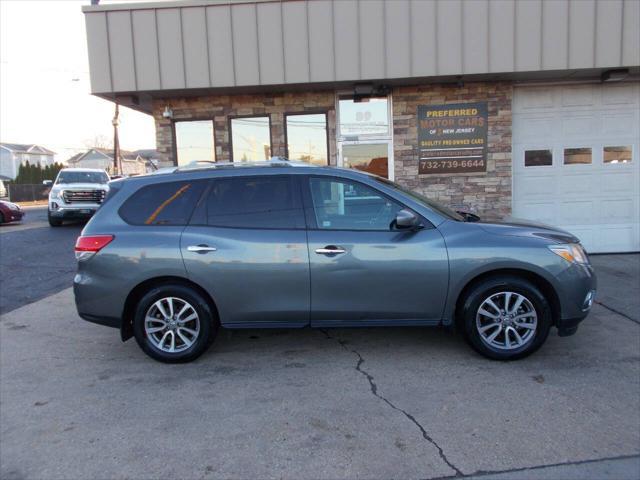 used 2015 Nissan Pathfinder car, priced at $4,995