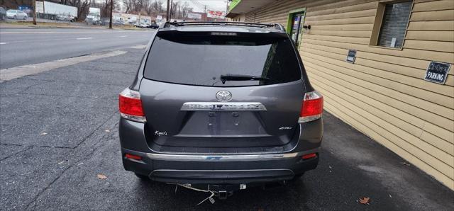 used 2011 Toyota Highlander car, priced at $9,950