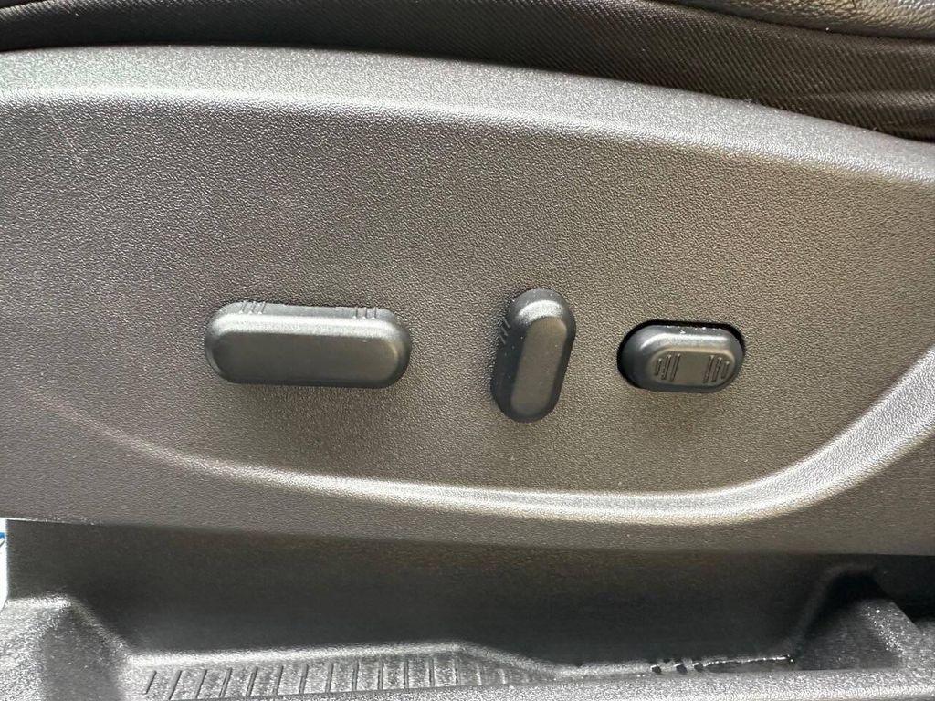 used 2013 Ford Escape car, priced at $6,225
