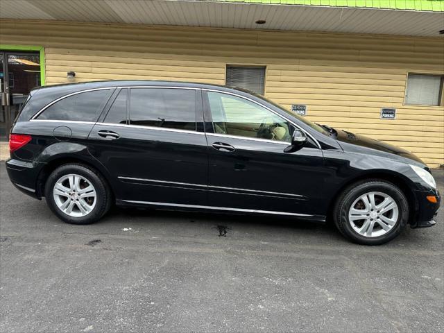 used 2009 Mercedes-Benz R-Class car, priced at $6,550