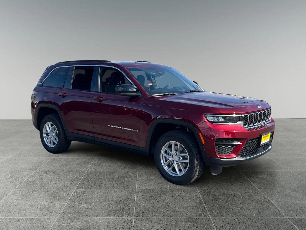 new 2025 Jeep Grand Cherokee car, priced at $42,375