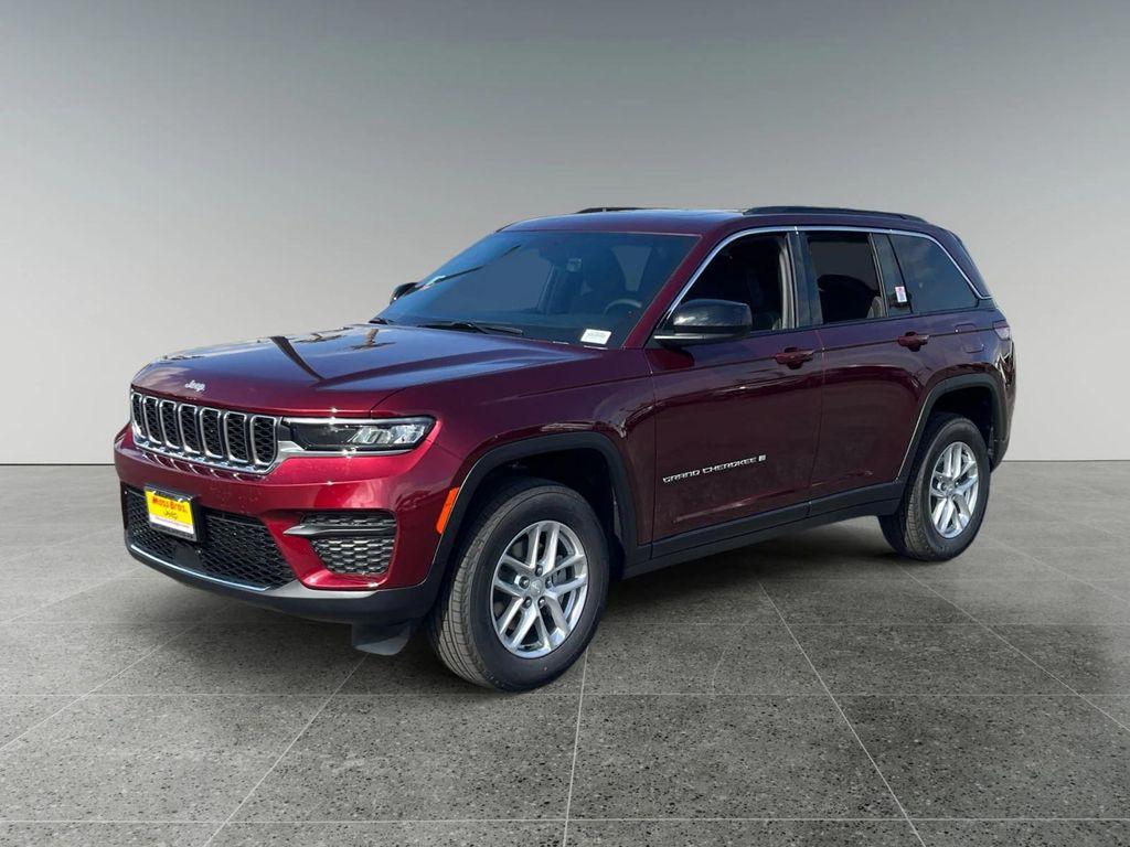 new 2025 Jeep Grand Cherokee car, priced at $42,375
