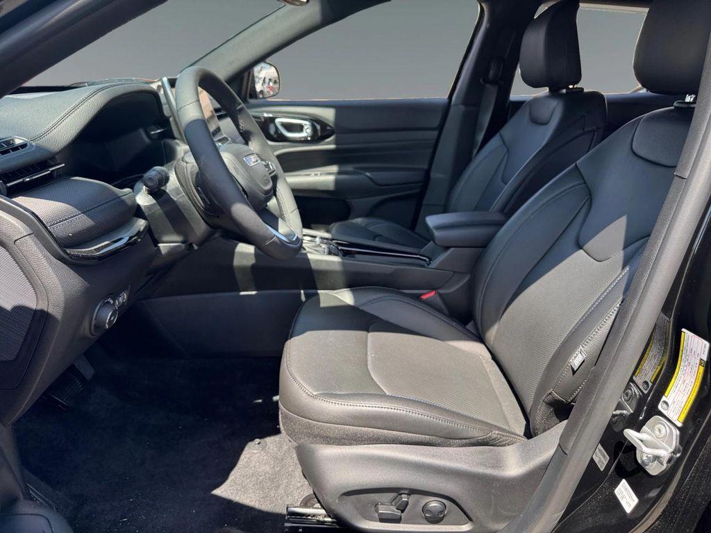 new 2025 Jeep Compass car, priced at $39,805