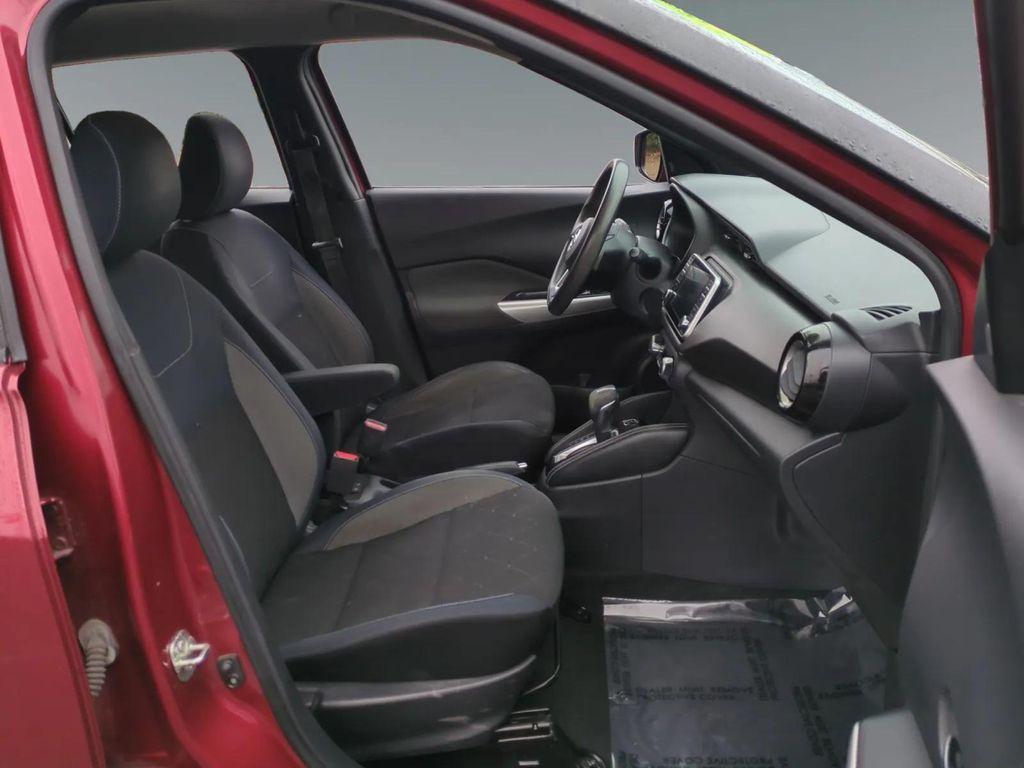 used 2018 Nissan Kicks car