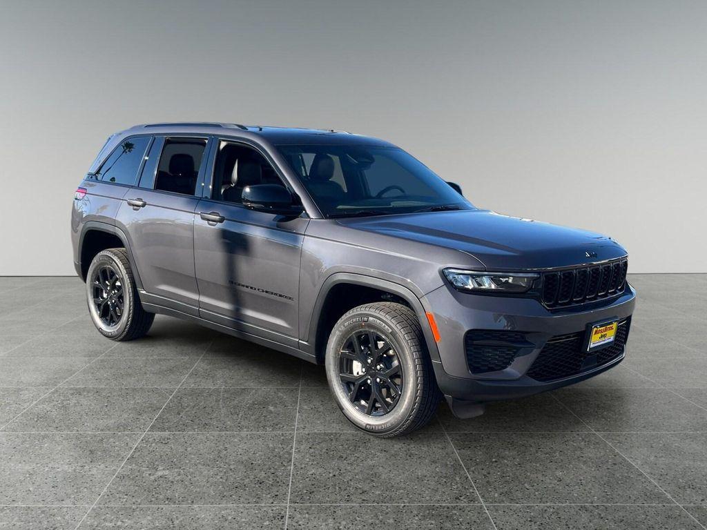 new 2025 Jeep Grand Cherokee car, priced at $44,230