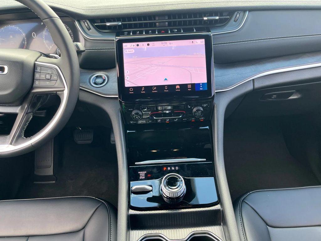 new 2025 Jeep Grand Cherokee L car, priced at $49,495