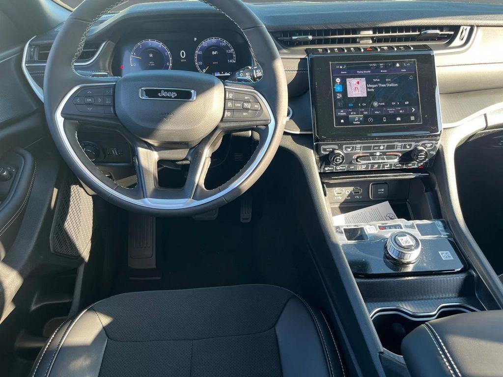 new 2025 Jeep Grand Cherokee L car, priced at $50,375