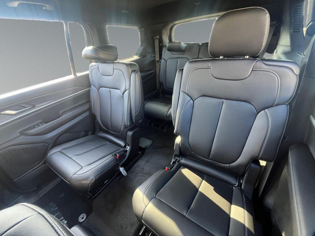 new 2025 Jeep Grand Cherokee L car, priced at $46,900