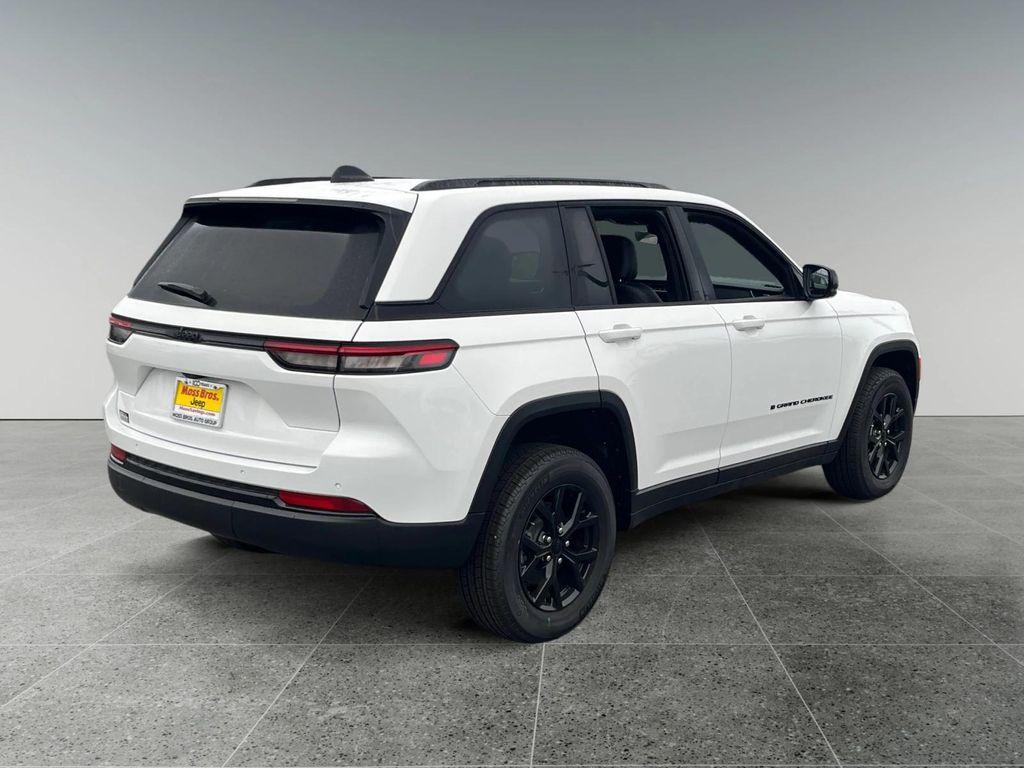 new 2025 Jeep Grand Cherokee car, priced at $43,435