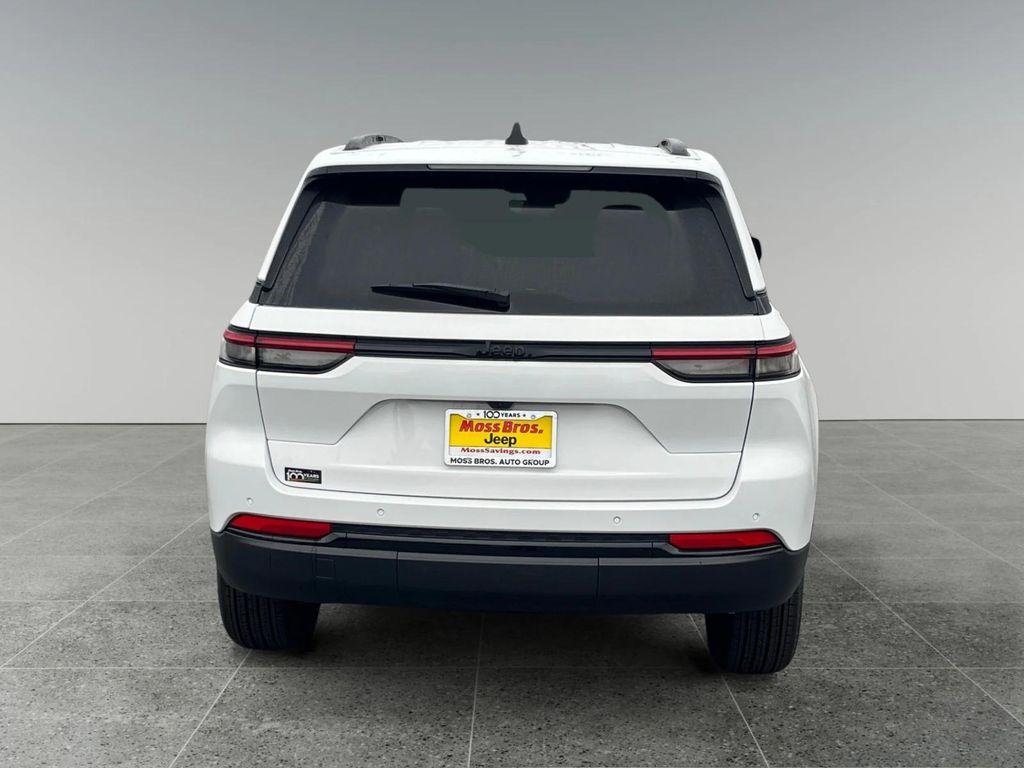 new 2025 Jeep Grand Cherokee car, priced at $43,435