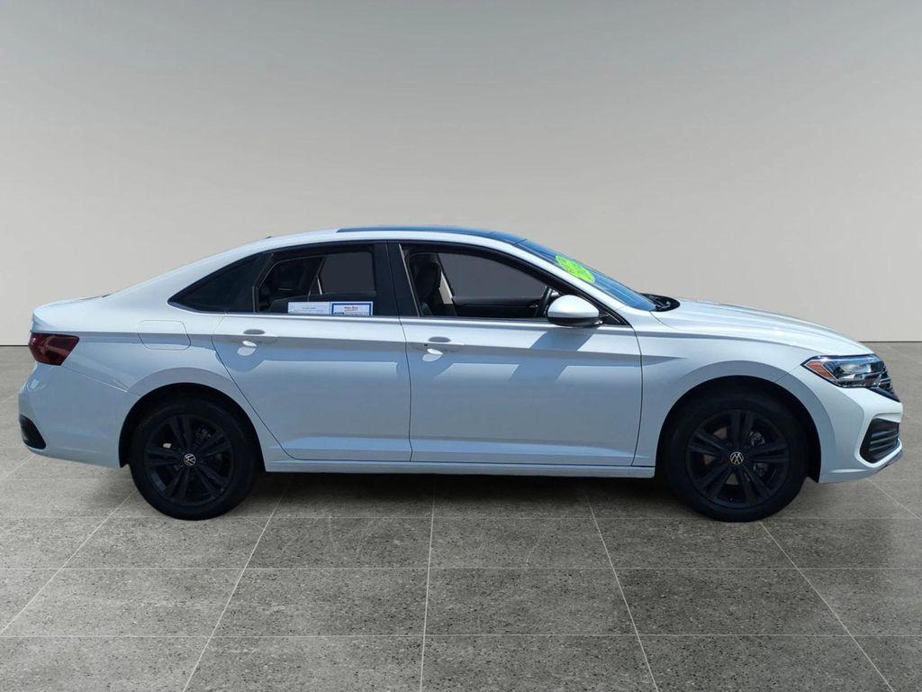 used 2024 Volkswagen Jetta car