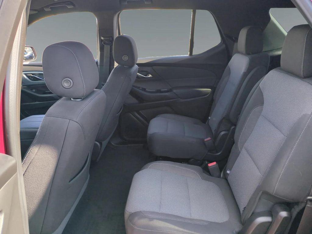 used 2023 Chevrolet Traverse car, priced at $30,500