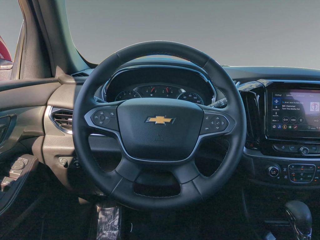 used 2023 Chevrolet Traverse car, priced at $30,500