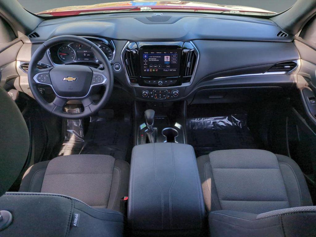 used 2023 Chevrolet Traverse car, priced at $30,500