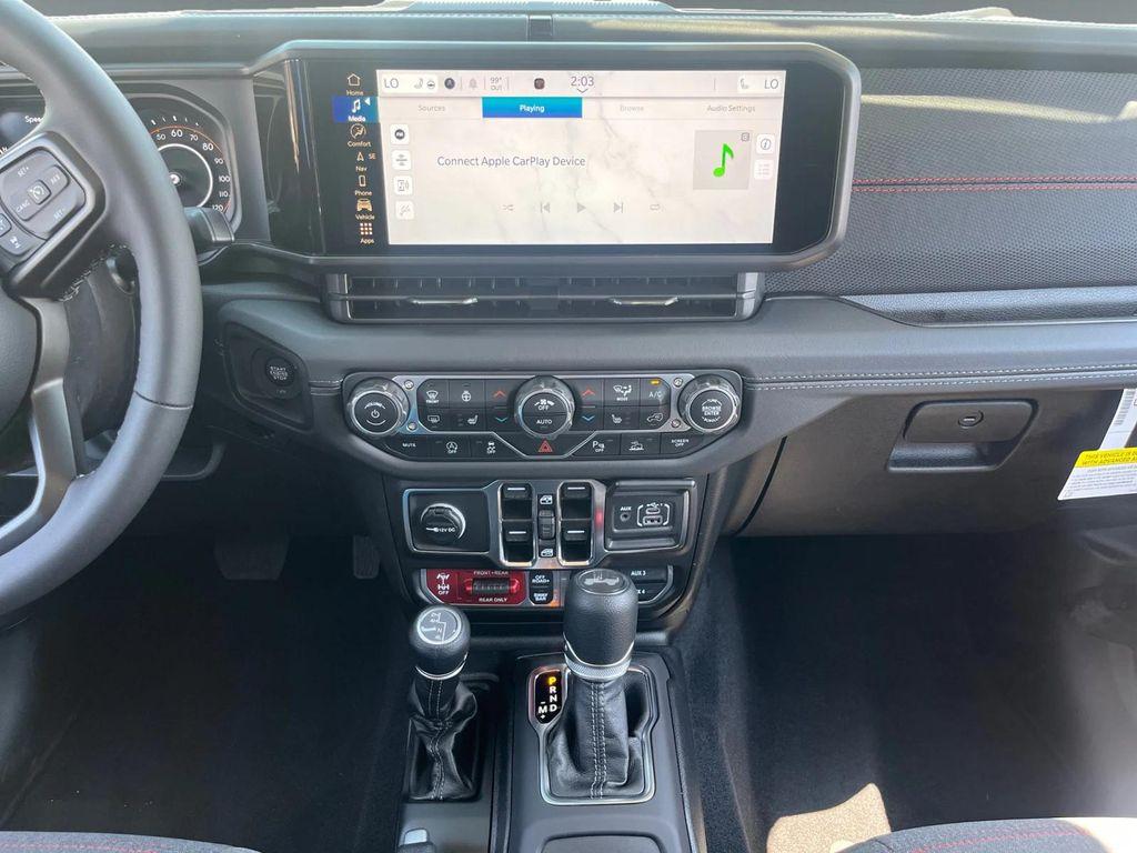 new 2025 Jeep Wrangler car, priced at $62,590