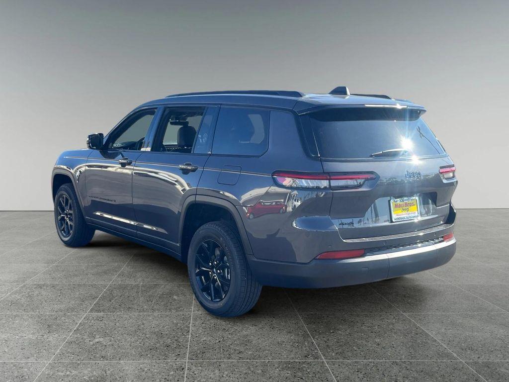 new 2025 Jeep Grand Cherokee L car, priced at $48,230