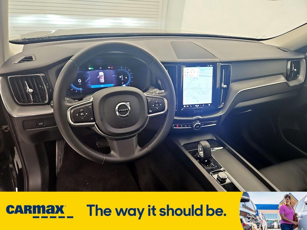 used 2023 Volvo XC60 car, priced at $32,998