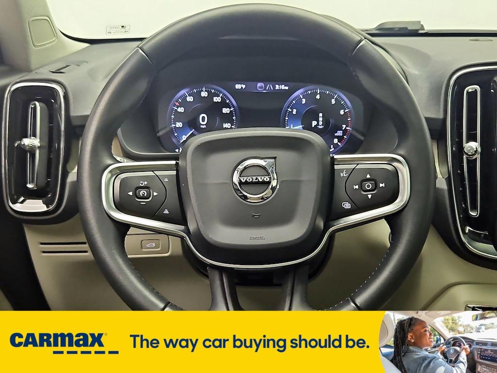 used 2019 Volvo XC40 car, priced at $23,998