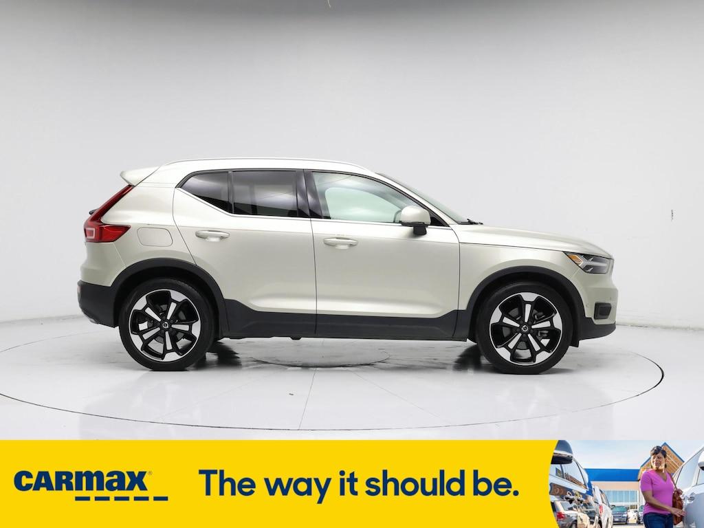 used 2019 Volvo XC40 car, priced at $23,998