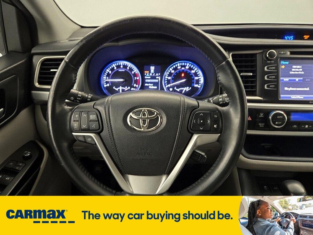 used 2014 Toyota Highlander car, priced at $19,998