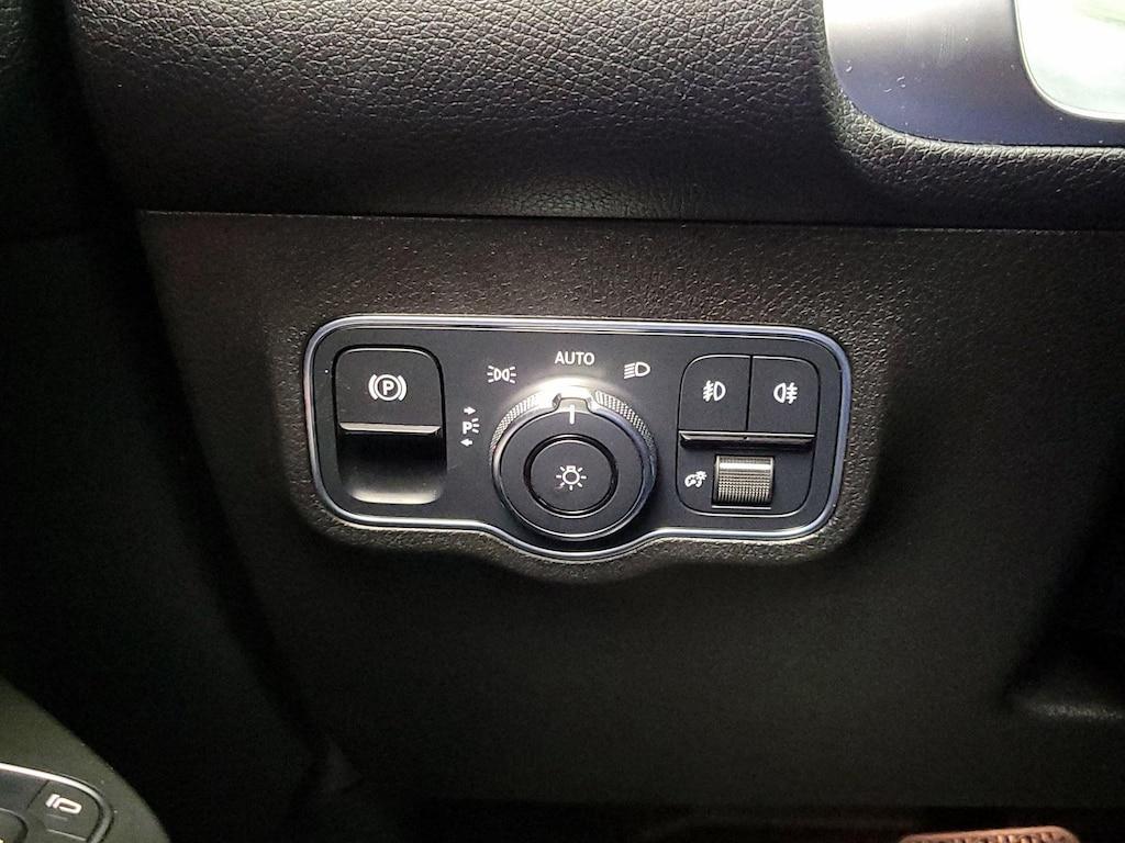 used 2021 Mercedes-Benz GLB 250 car, priced at $26,998