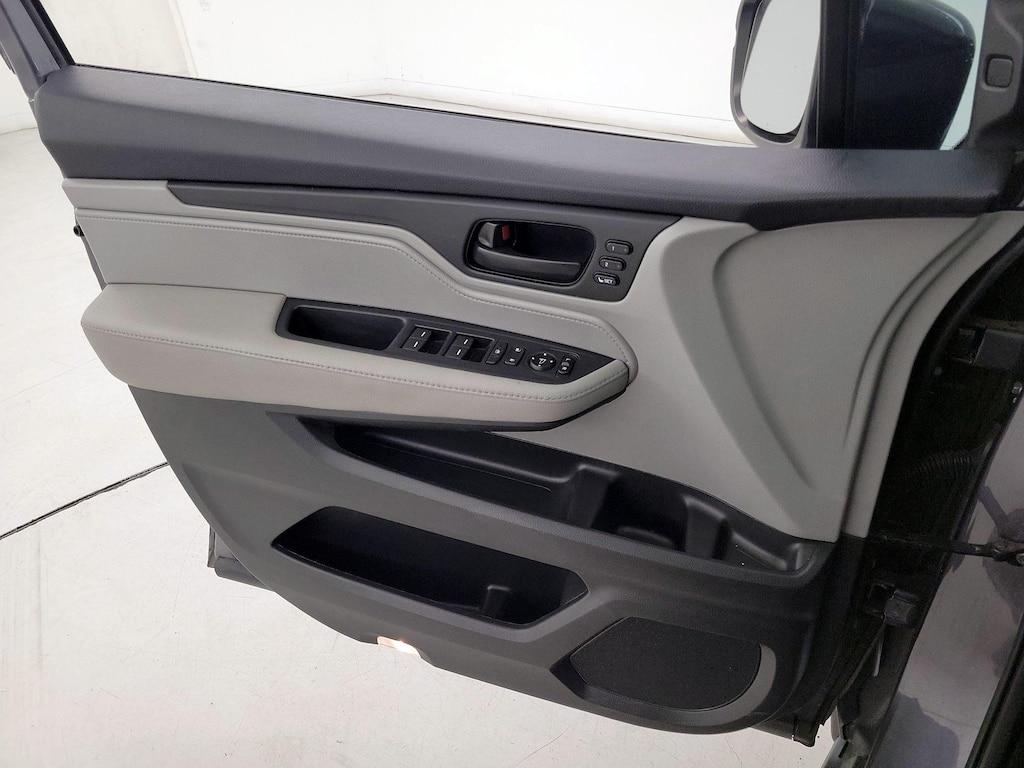 used 2020 Honda Odyssey car, priced at $30,998