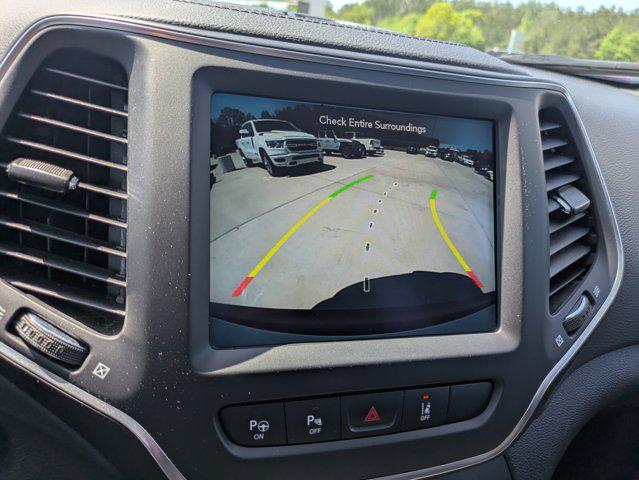 used 2023 Jeep Cherokee car, priced at $25,990