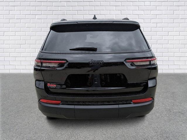 new 2024 Jeep Grand Cherokee L car, priced at $48,090