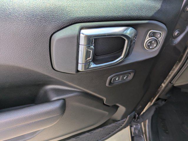 new 2025 Jeep Wrangler car, priced at $47,584
